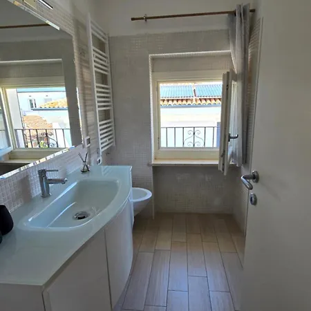Apartament Casa Magenta 3 *