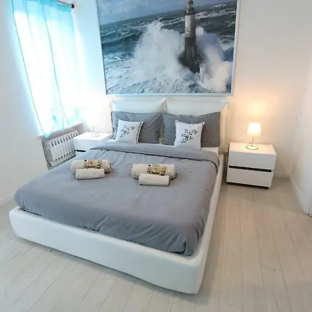 Apartment Casa Magenta 3 *