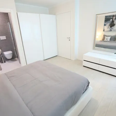 Apartment Casa Magenta 3